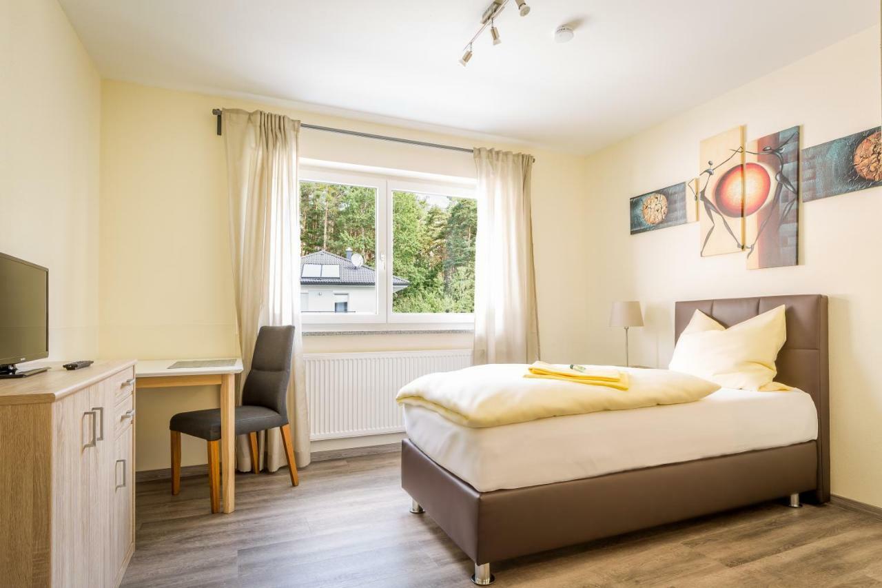 Boardinghaus Modern Living Aparthotel Rottenbach  Bagian luar foto